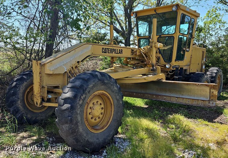 image for item MC9024 1994 Caterpillar 120G  motor grader