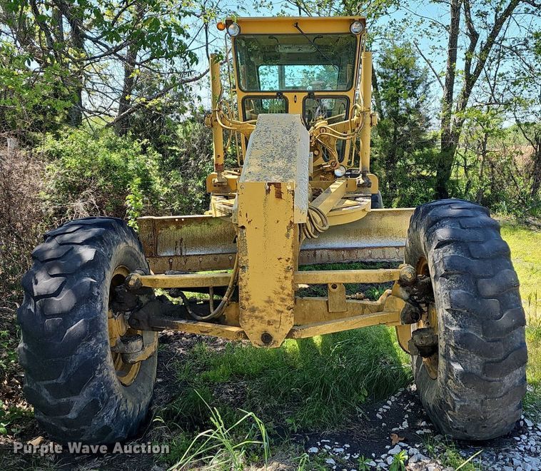 image for item MC9024 1994 Caterpillar 120G  motor grader