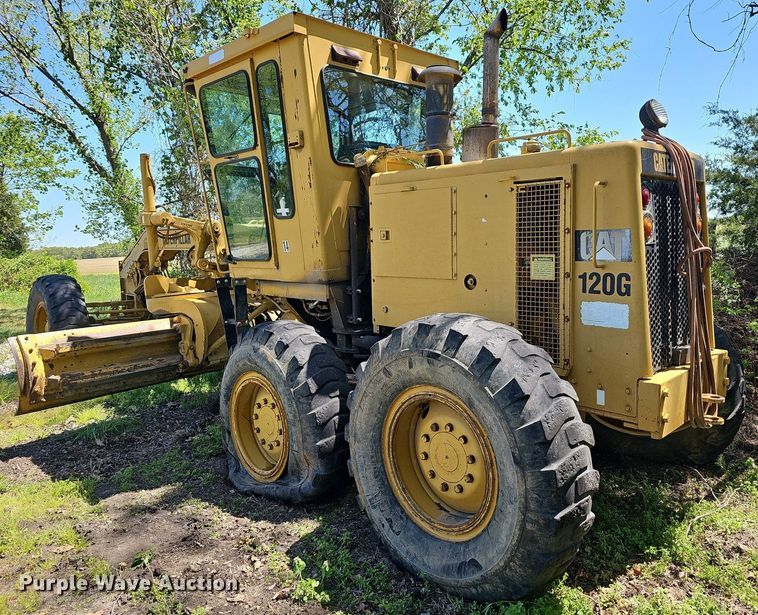 image for item MC9024 1994 Caterpillar 120G  motor grader