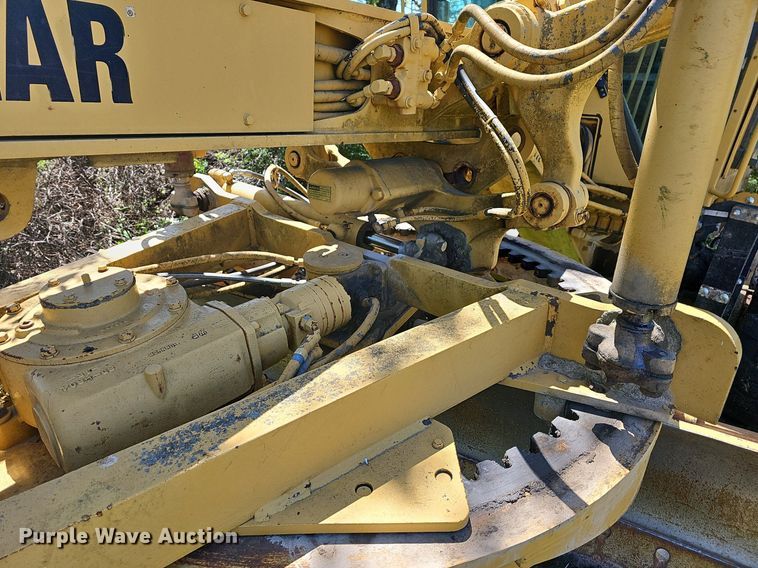 image for item MC9024 1994 Caterpillar 120G  motor grader