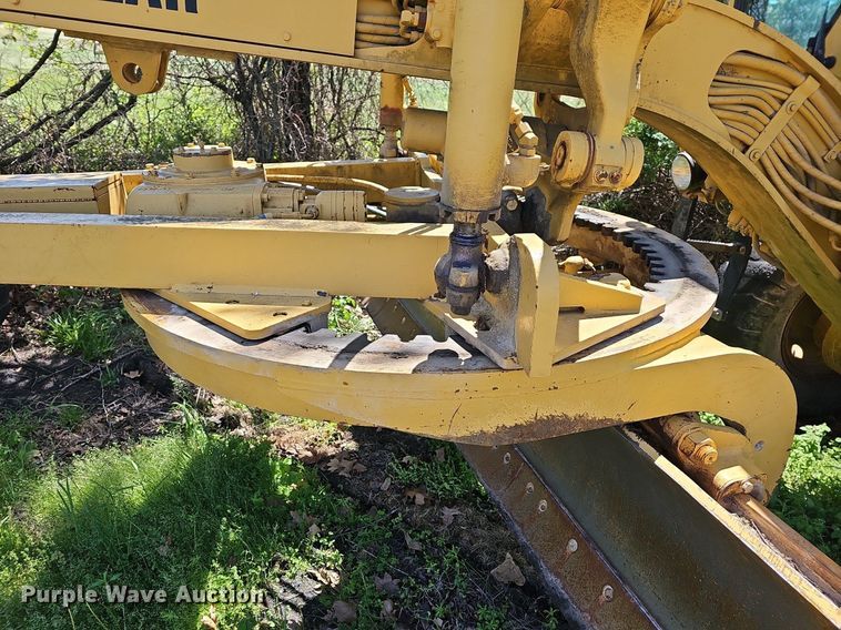 image for item MC9024 1994 Caterpillar 120G  motor grader