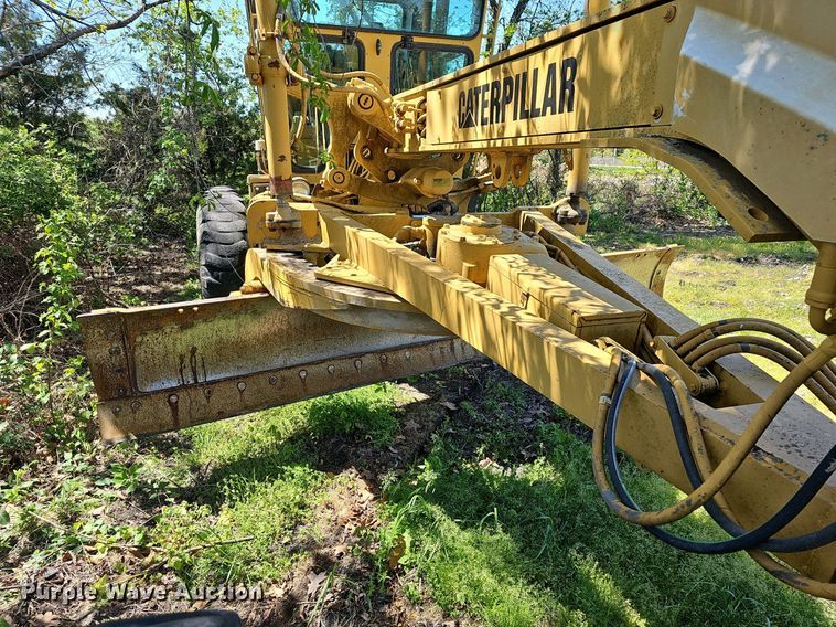 image for item MC9024 1994 Caterpillar 120G  motor grader