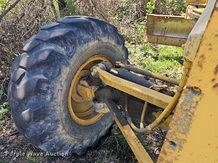 image for item MC9024 1994 Caterpillar 120G  motor grader