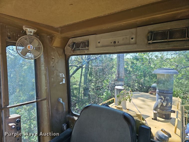 image for item MC9024 1994 Caterpillar 120G  motor grader