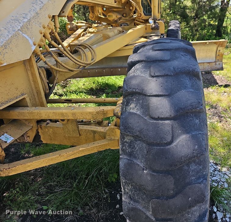 image for item MC9024 1994 Caterpillar 120G  motor grader