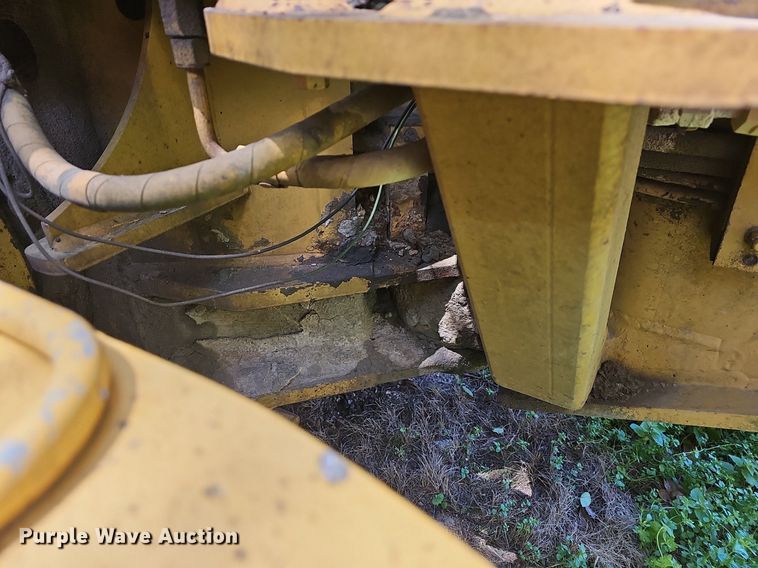 image for item MC9024 1994 Caterpillar 120G  motor grader