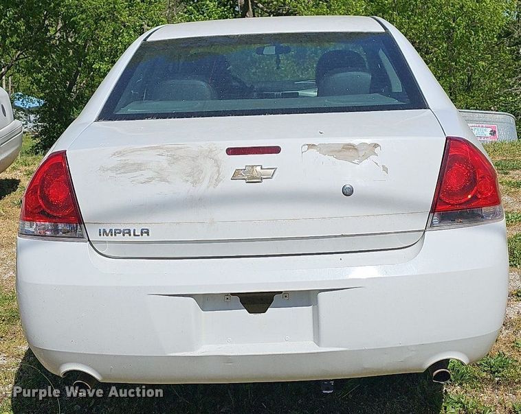 image for item MC9025 2013 Chevrolet Impala Police