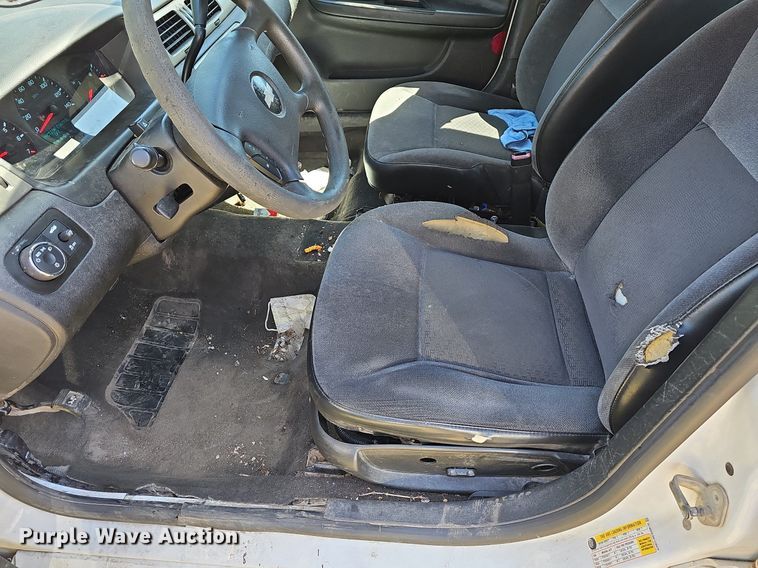 image for item MC9025 2013 Chevrolet Impala Police