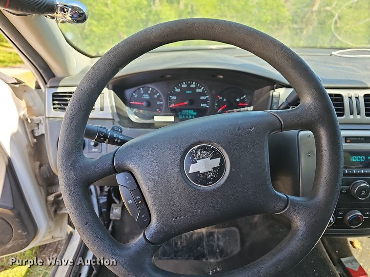 image for item MC9025 2013 Chevrolet Impala Police