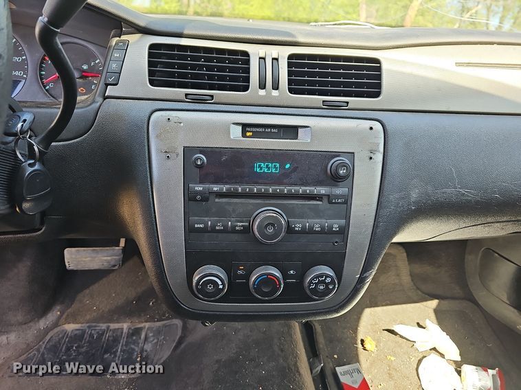 image for item MC9025 2013 Chevrolet Impala Police