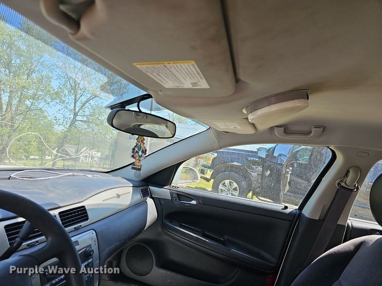 image for item MC9025 2013 Chevrolet Impala Police