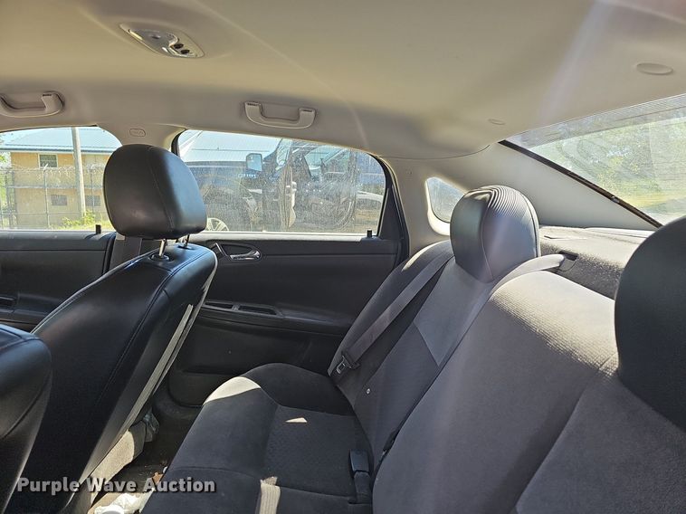 image for item MC9025 2013 Chevrolet Impala Police