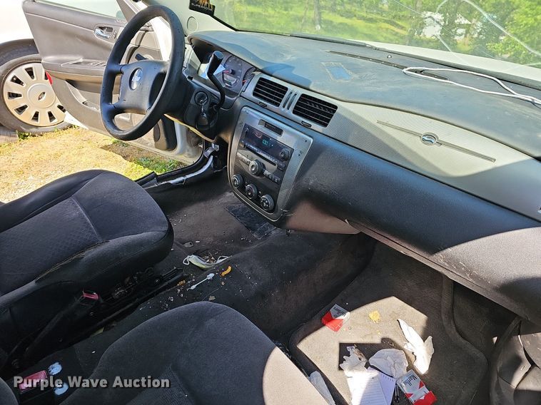 image for item MC9025 2013 Chevrolet Impala Police