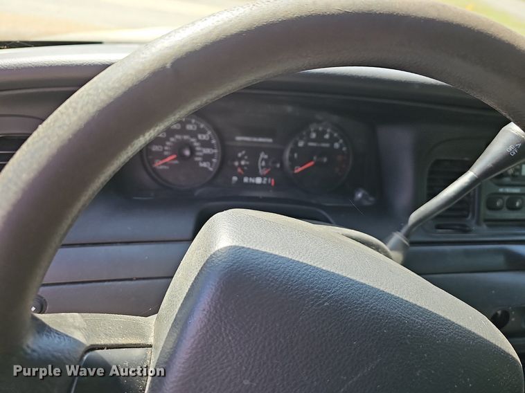 image for item MC9026 2011 Ford Crown Victoria Police Interceptor