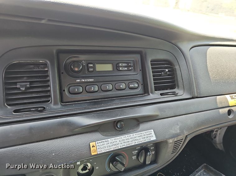 image for item MC9026 2011 Ford Crown Victoria Police Interceptor