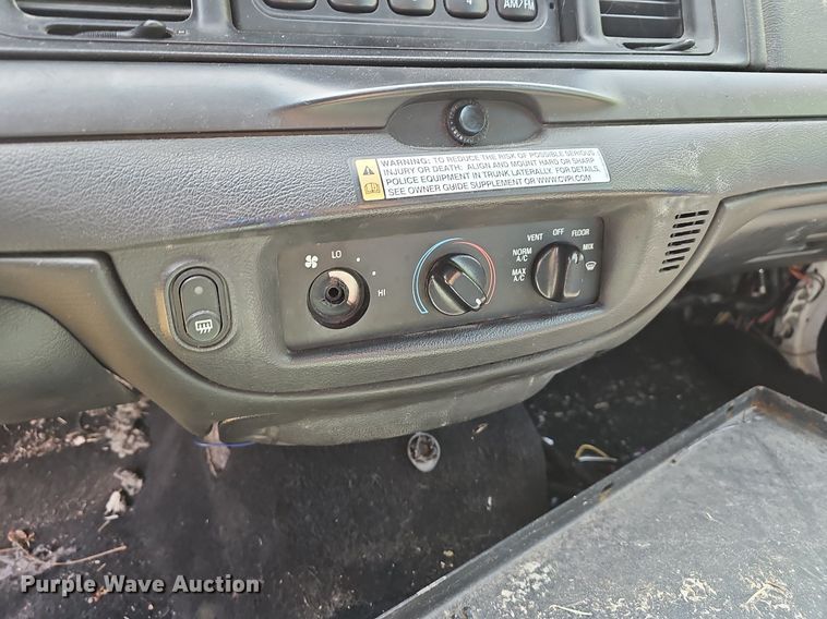 image for item MC9026 2011 Ford Crown Victoria Police Interceptor