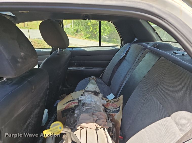 image for item MC9026 2011 Ford Crown Victoria Police Interceptor