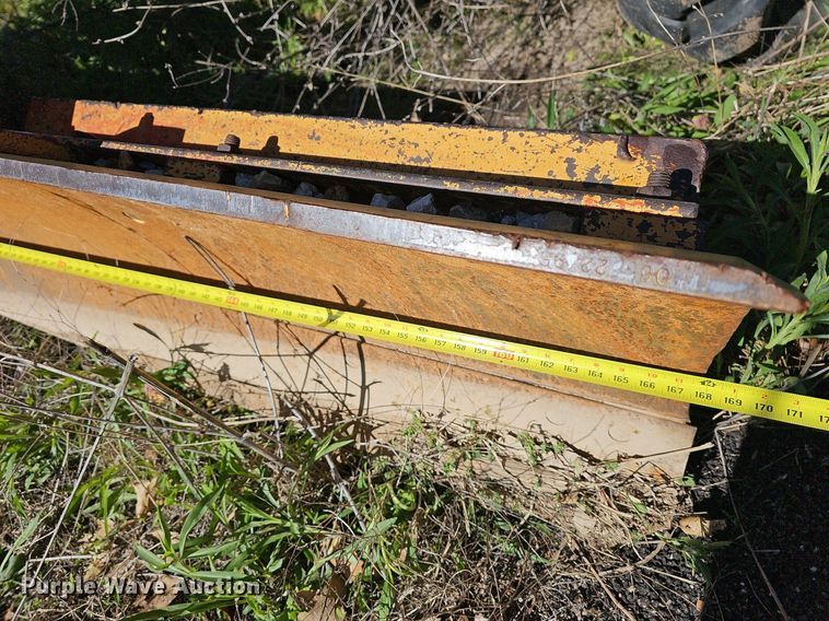 image for item MC9027 Galion 850  motor grader