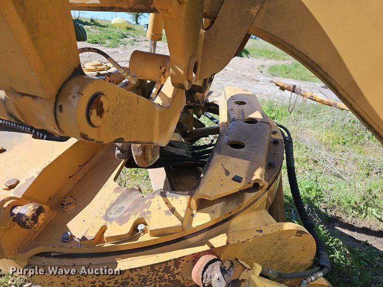 image for item MC9027 Galion 850  motor grader