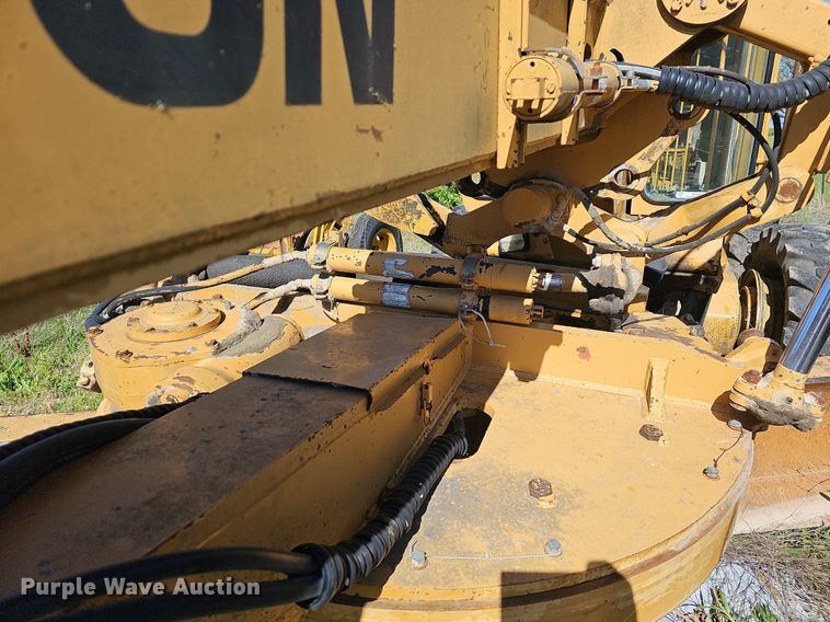 image for item MC9027 Galion 850  motor grader