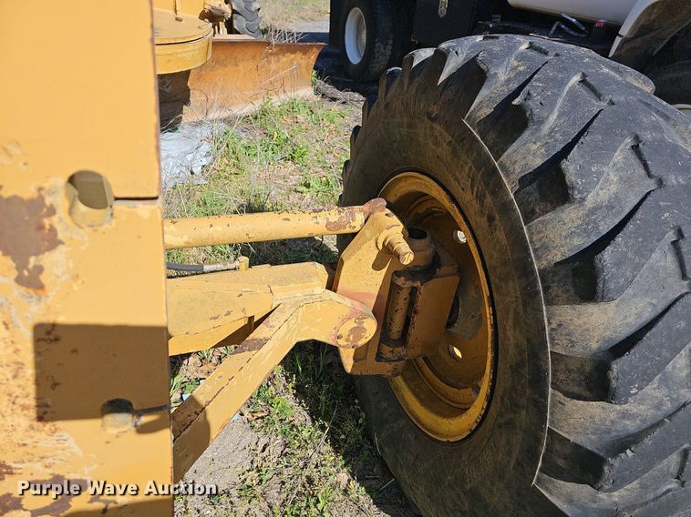 image for item MC9027 Galion 850  motor grader