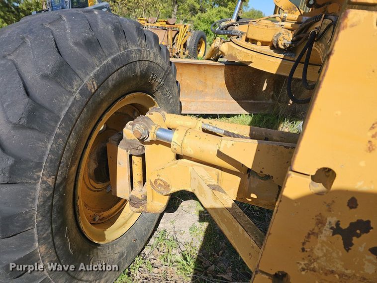 image for item MC9027 Galion 850  motor grader