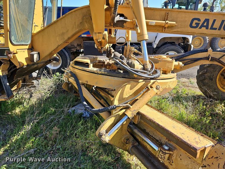 image for item MC9027 Galion 850  motor grader