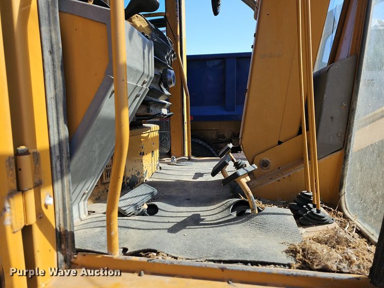 image for item MC9027 Galion 850  motor grader