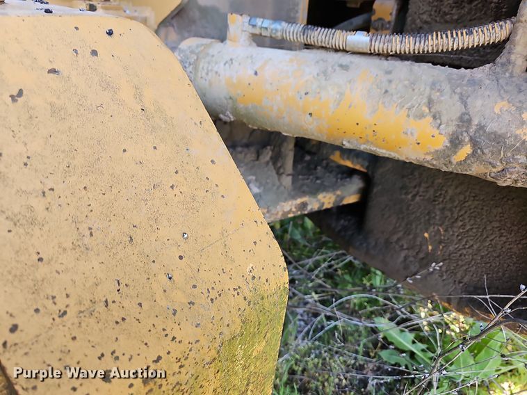 image for item MC9027 Galion 850  motor grader