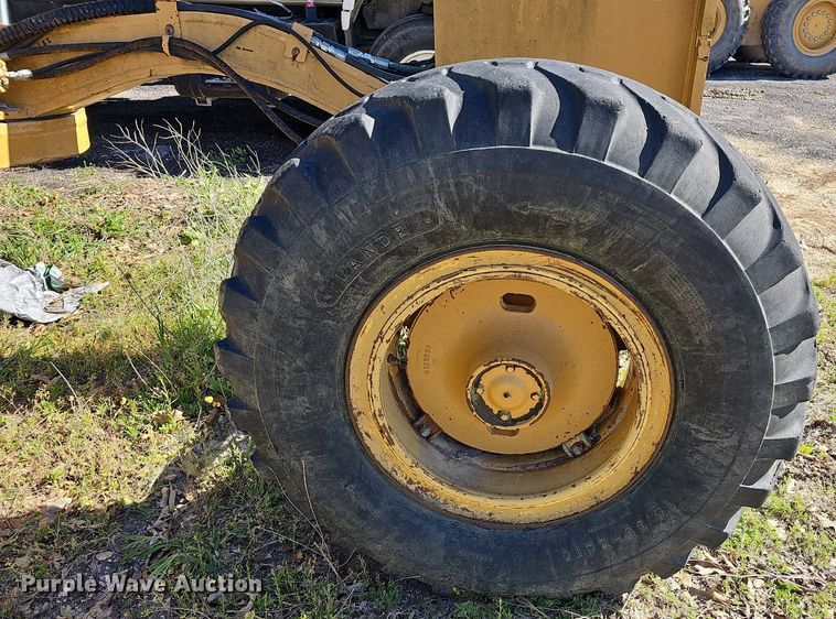 image for item MC9027 Galion 850  motor grader