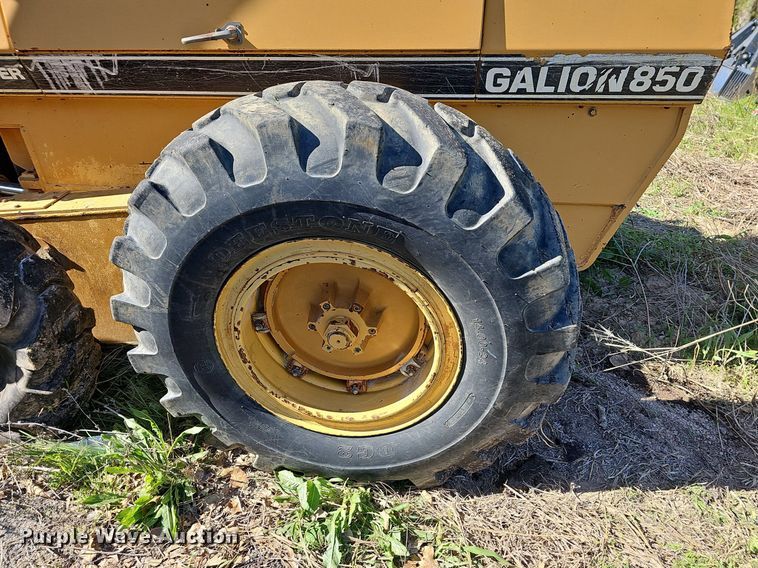 image for item MC9027 Galion 850  motor grader