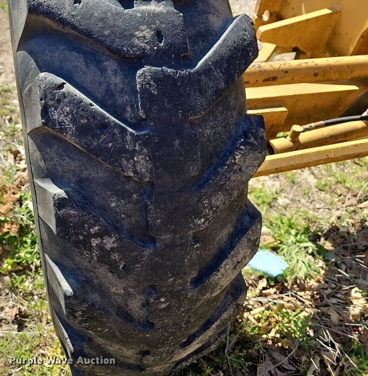 image for item MC9027 Galion 850  motor grader