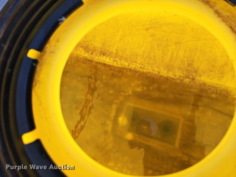 image for item MC9028 Solar  poly tank