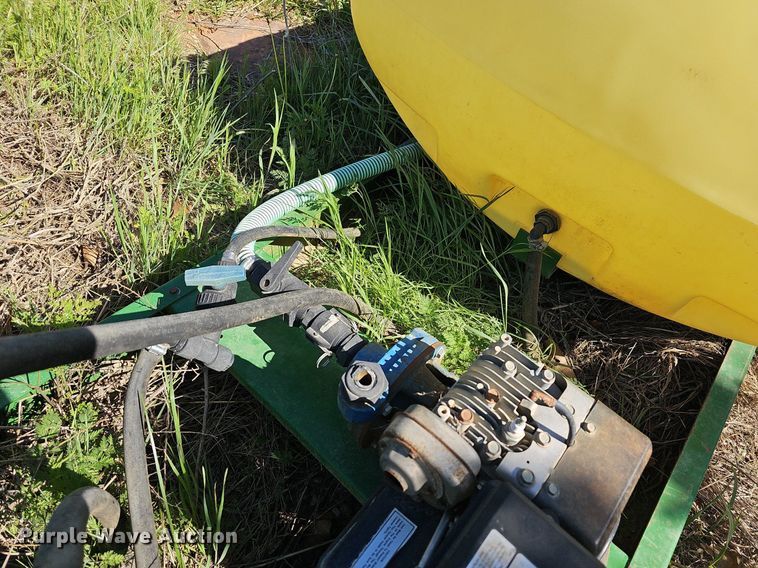 image for item MC9028 Solar  poly tank