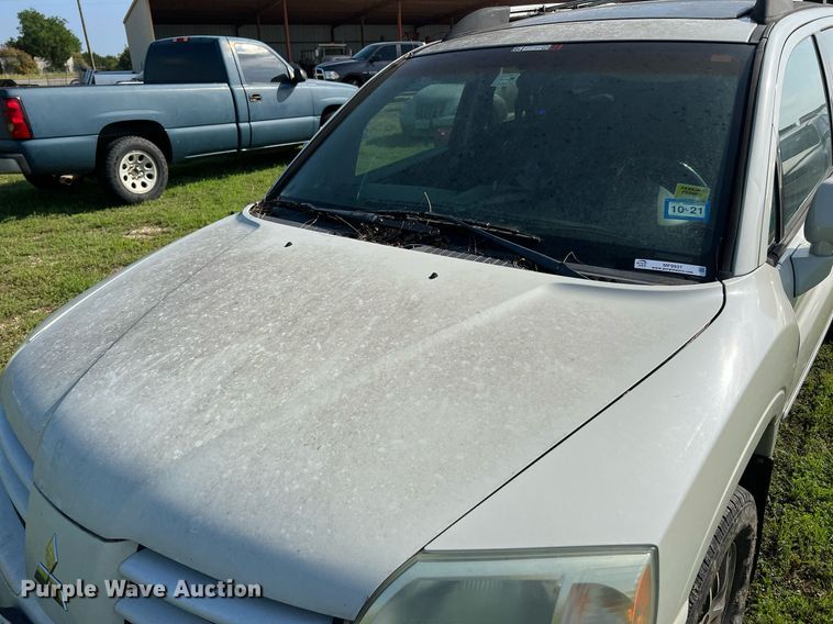 image for item MF9937 2004 Mitsubishi Endeavor  SUV