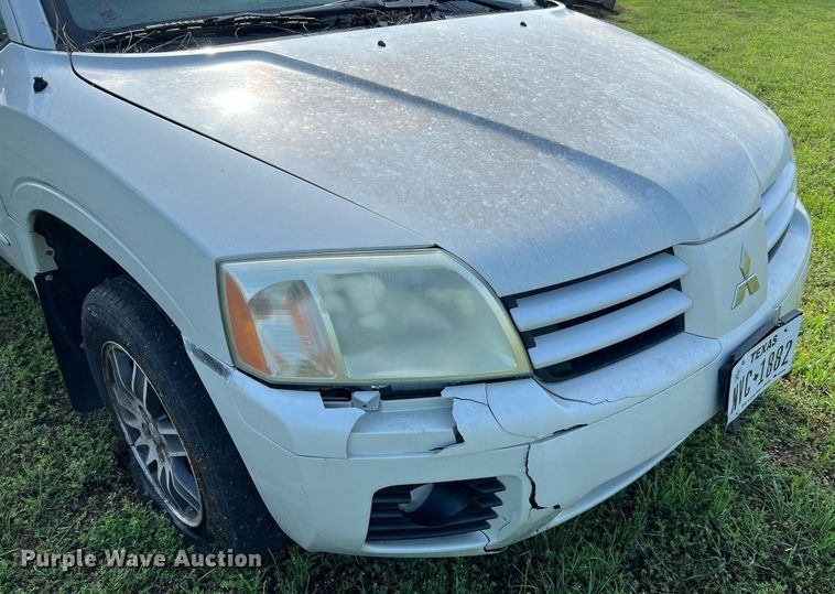 image for item MF9937 2004 Mitsubishi Endeavor  SUV