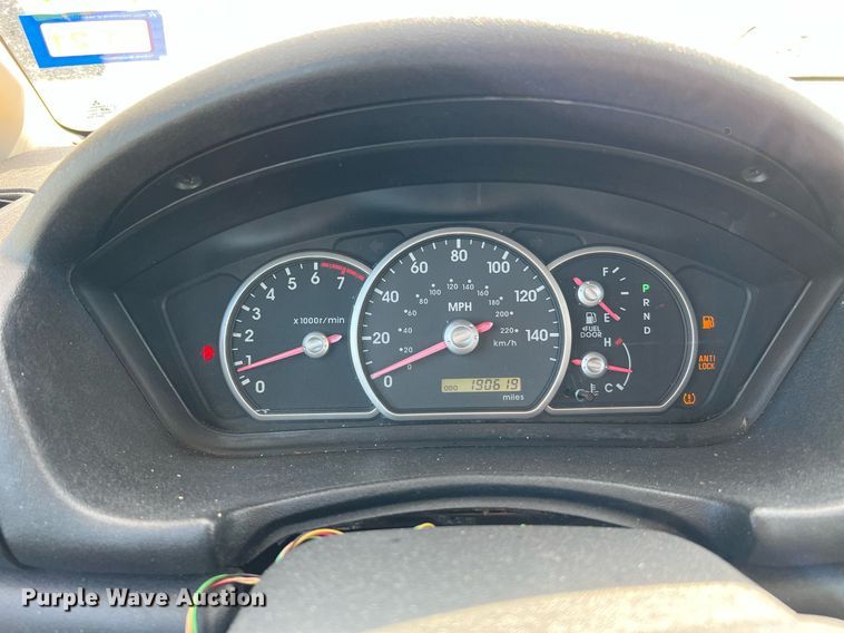 image for item MF9937 2004 Mitsubishi Endeavor  SUV