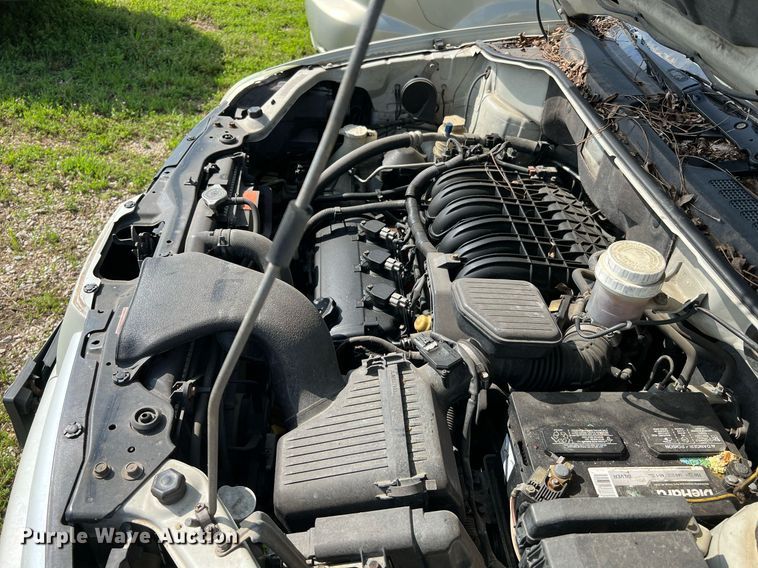 image for item MF9937 2004 Mitsubishi Endeavor  SUV