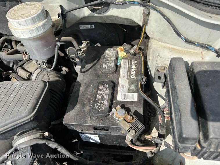 image for item MF9937 2004 Mitsubishi Endeavor  SUV