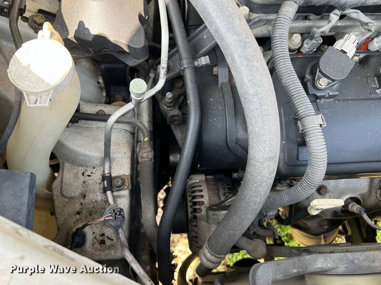 image for item MF9937 2004 Mitsubishi Endeavor  SUV