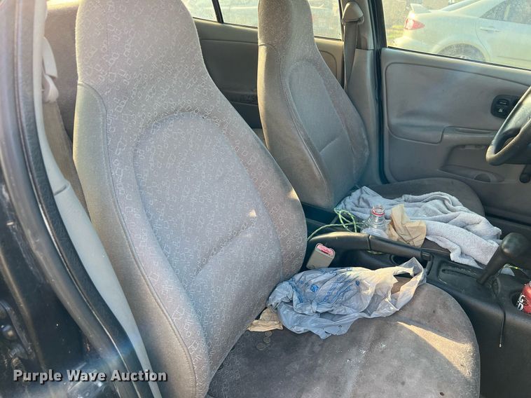 image for item MF9938 2001 Saturn SL1