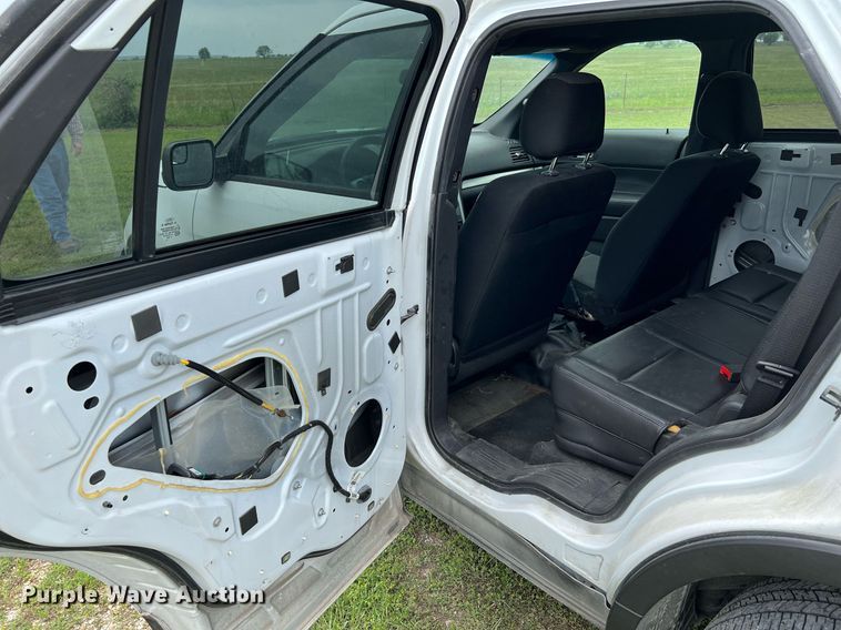 image for item MF9940 2015 Ford Explorer Police Interceptor  SUV