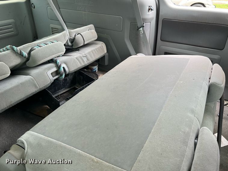 image for item MF9941 2004 Ford Freestar  van