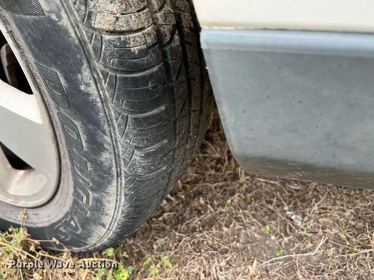 image for item MF9941 2004 Ford Freestar  van