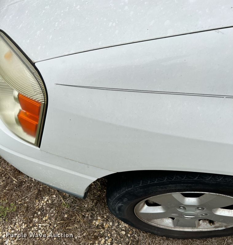 image for item MF9941 2004 Ford Freestar  van