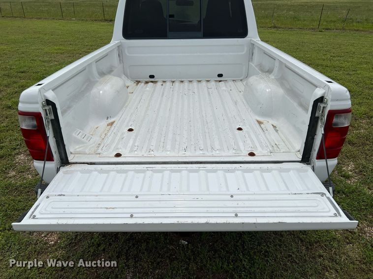 image for item MF9943 2004 Ford Ranger  pickup truck