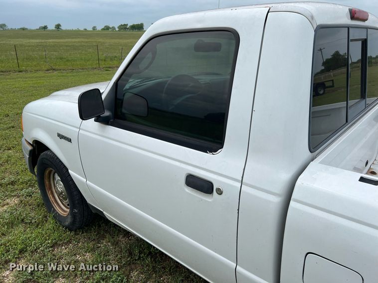 image for item MF9943 2004 Ford Ranger  pickup truck