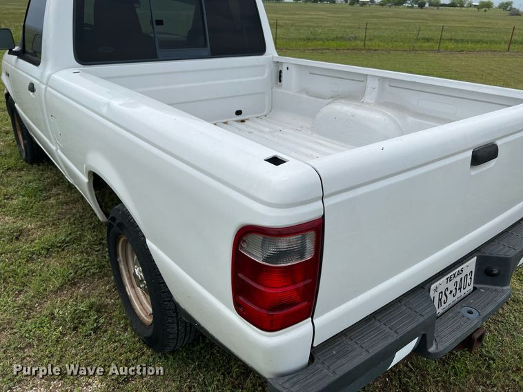 image for item MF9943 2004 Ford Ranger  pickup truck