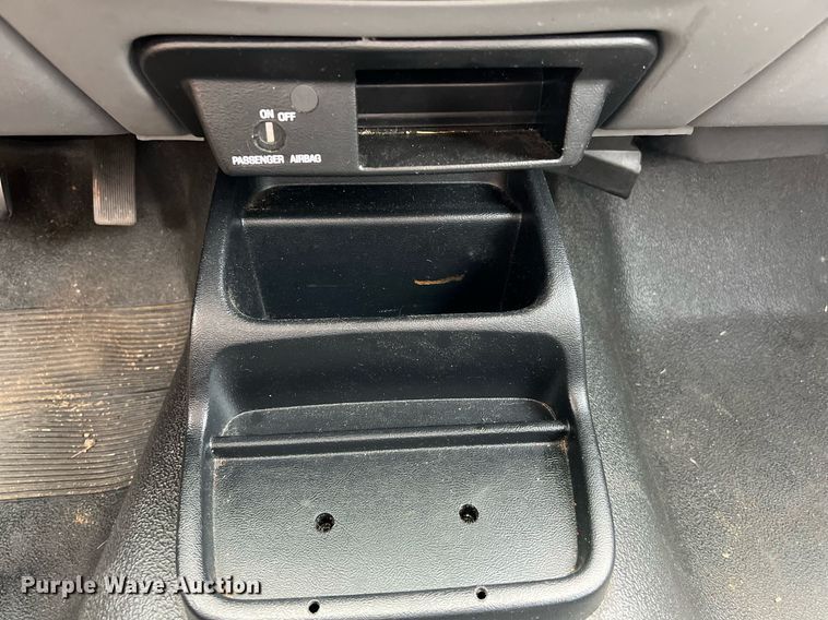 image for item MF9943 2004 Ford Ranger  pickup truck