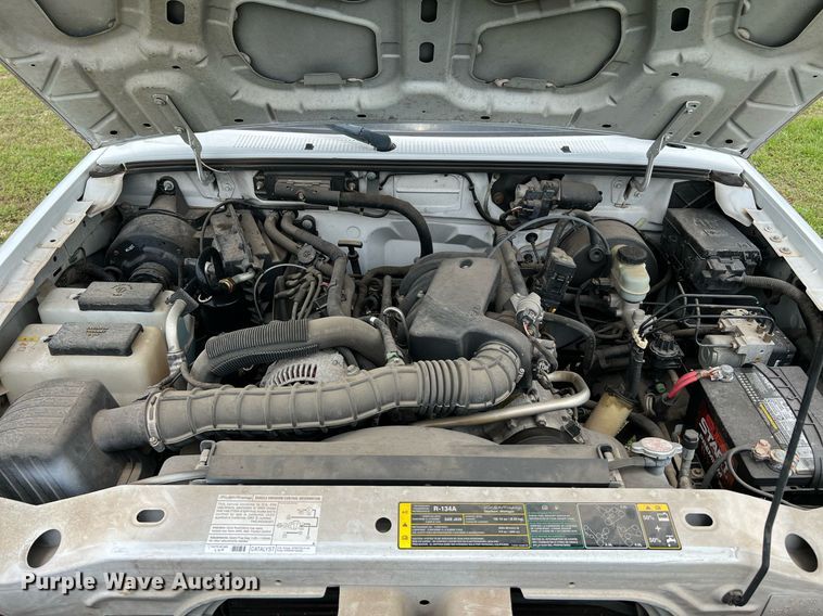 image for item MF9943 2004 Ford Ranger  pickup truck